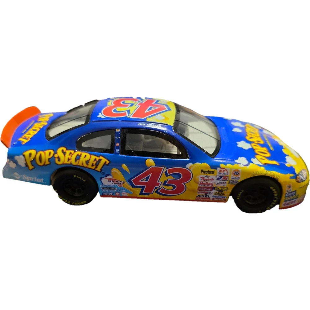 Hot Wheels John Andretti #43 Pop Secret 2000 Dodge Intrepid 1:24 NASCAR